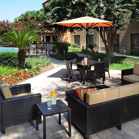 Hotel Courtyard By Marriott Houston Hobby Airport Udogodnienia zdjęcie