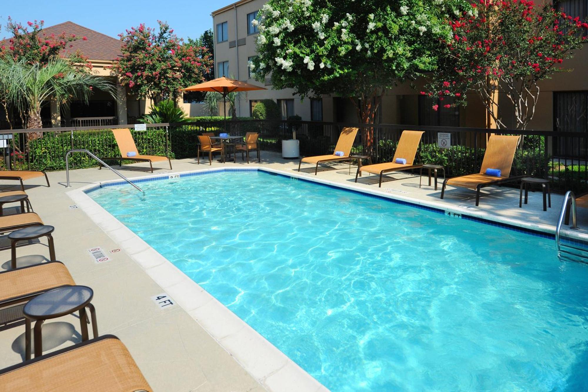 Hotel Courtyard By Marriott Houston Hobby Airport Zewnętrze zdjęcie
